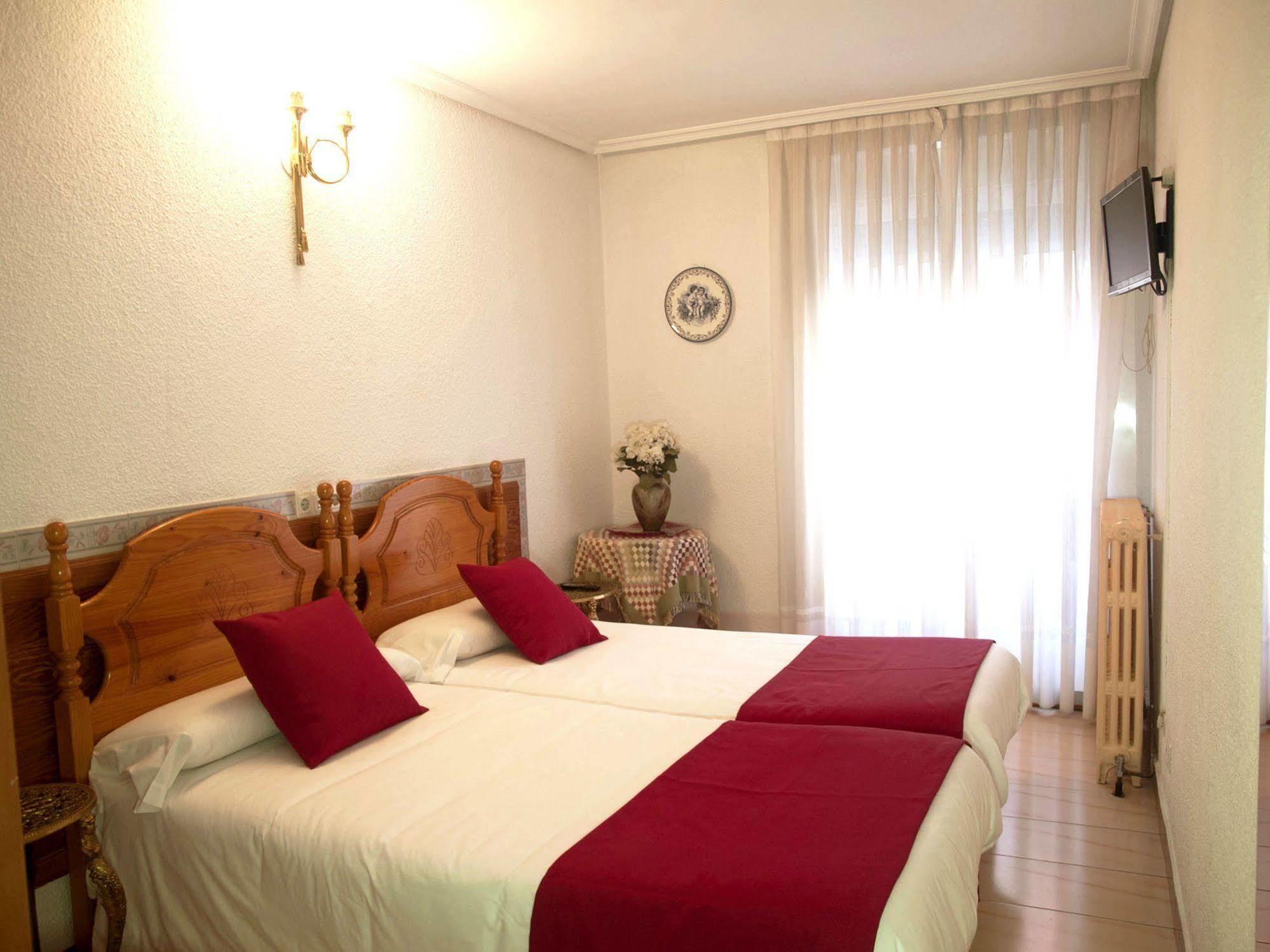 Dato 2 Hotel 2*